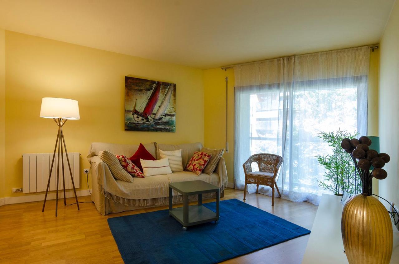 Devesa Park Apartment With Private Parking 지로나 외부 사진