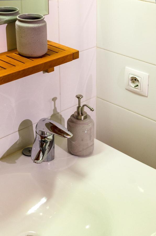 Devesa Park Apartment With Private Parking 지로나 외부 사진