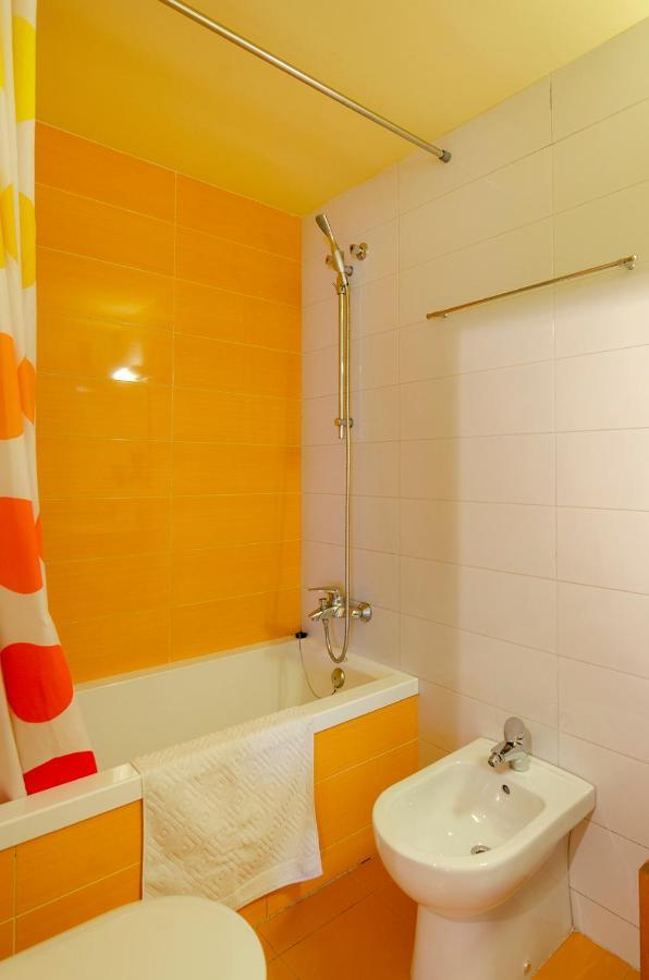 Devesa Park Apartment With Private Parking 지로나 외부 사진